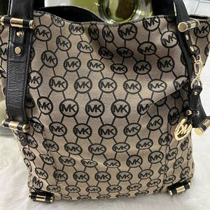 Beautiful and spacious Michael Kors bag